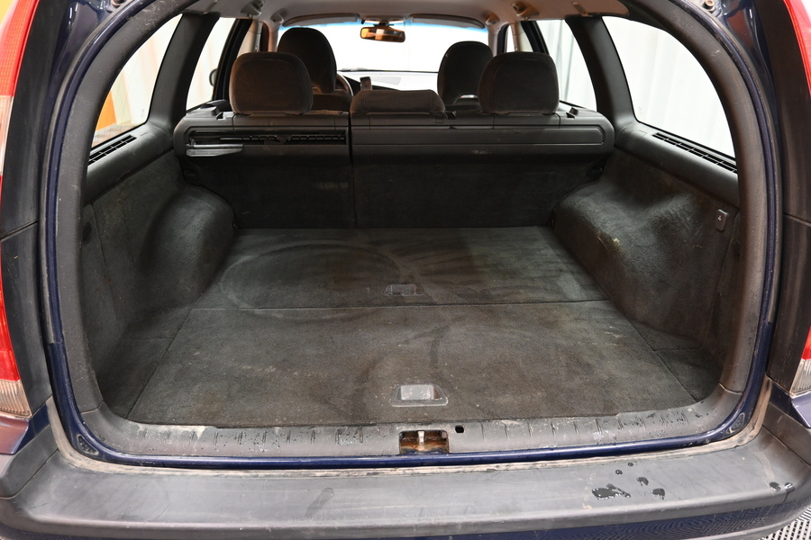 Volvo V70 vaihtoauto