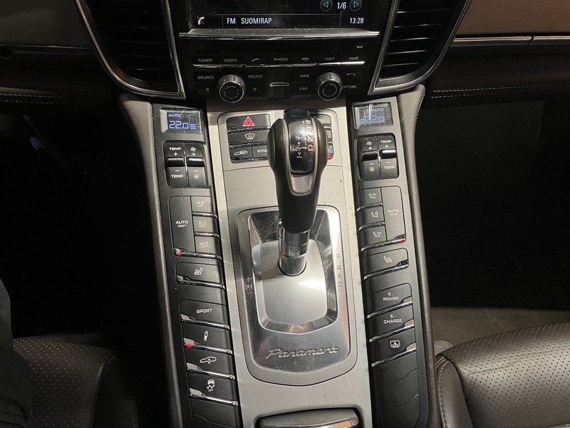 Porsche Panamera vaihtoauto