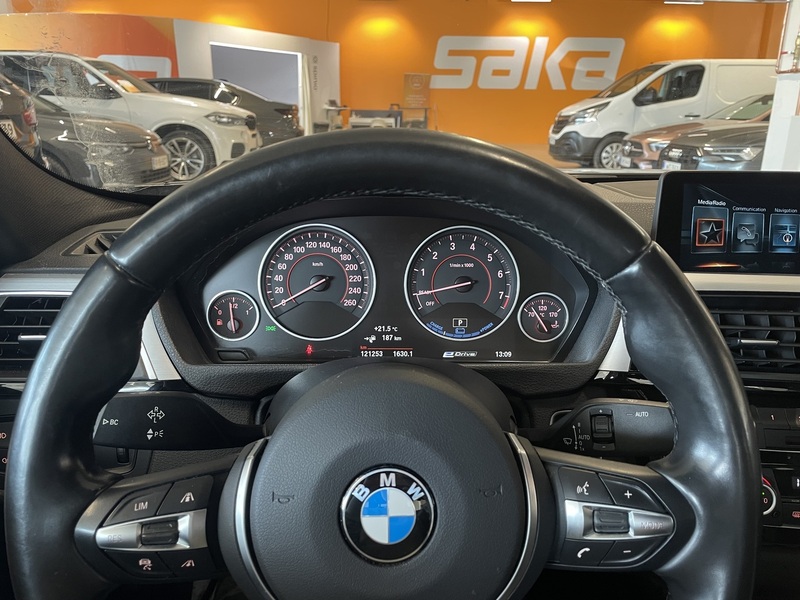 BMW 330 vaihtoauto