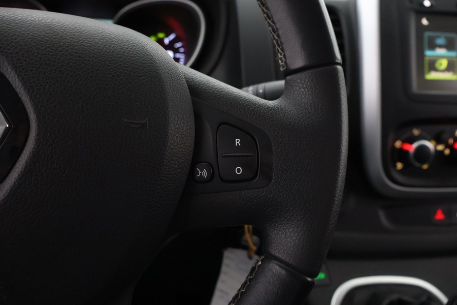 Renault Trafic vaihtoauto