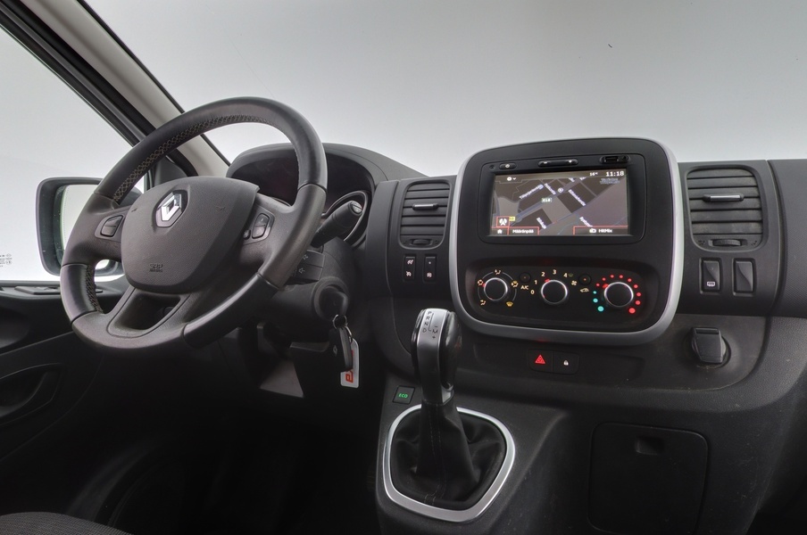 Renault Trafic vaihtoauto