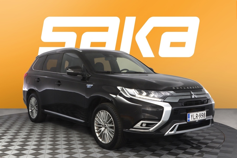 Mitsubishi Outlander PHEV vaihtoauto