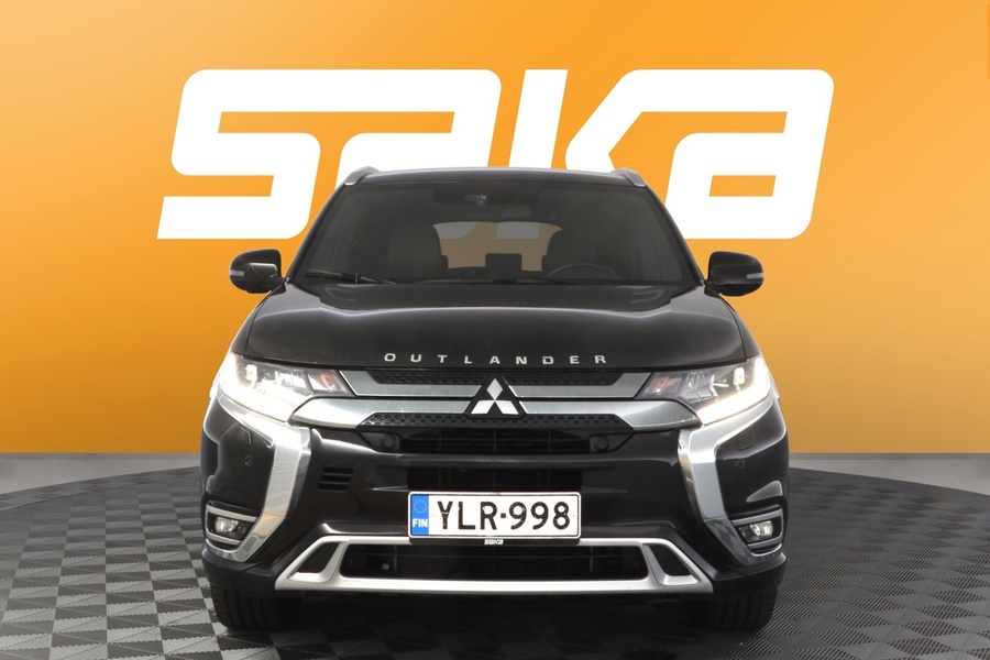 Mitsubishi Outlander PHEV vaihtoauto