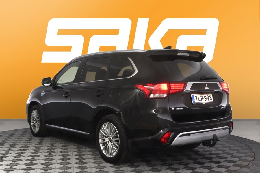 Mitsubishi Outlander PHEV vaihtoauto