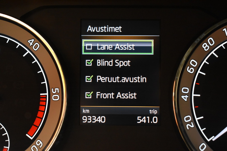 Skoda Superb vaihtoauto