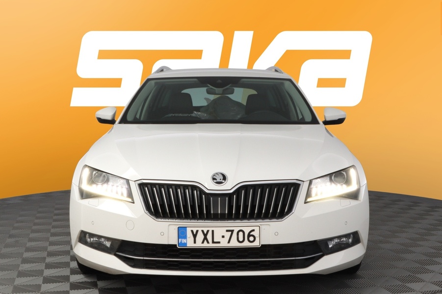 Skoda Superb vaihtoauto