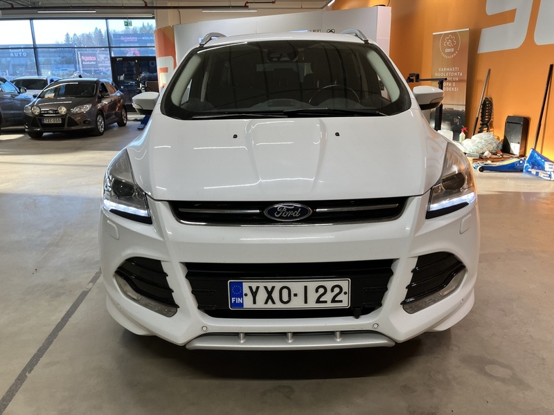 Ford Kuga vaihtoauto