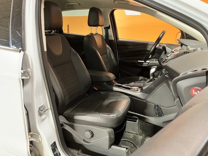 Ford Kuga vaihtoauto