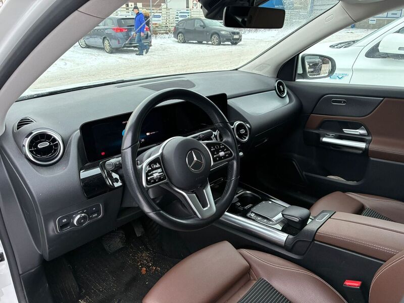 Mercedes-Benz GLA vaihtoauto