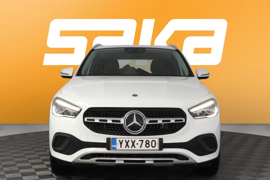 Mercedes-Benz GLA vaihtoauto