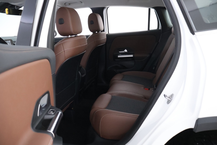 Mercedes-Benz GLA vaihtoauto