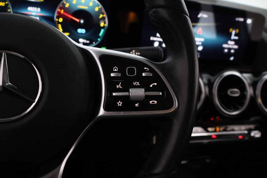 Mercedes-Benz GLA vaihtoauto