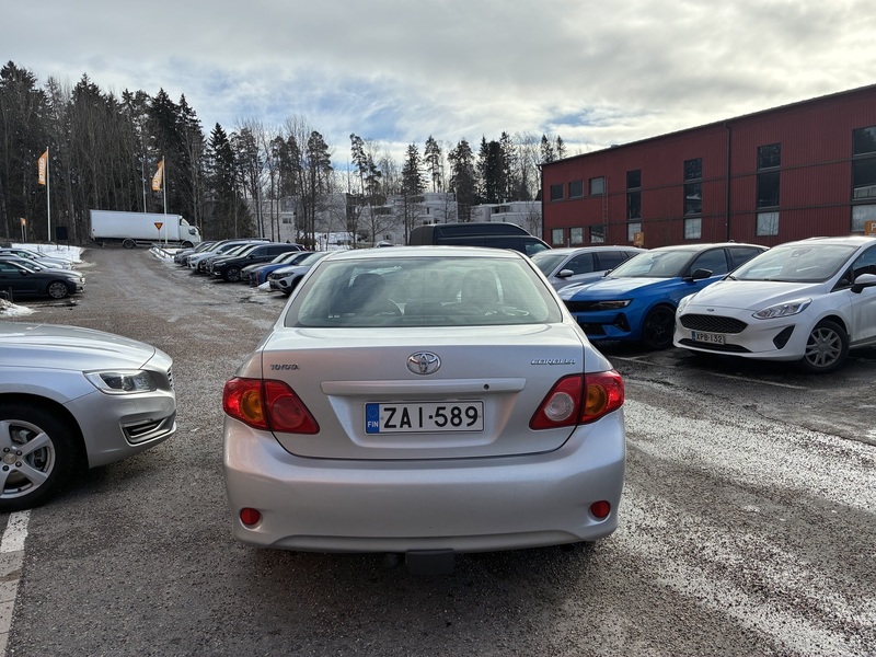 Toyota Corolla vaihtoauto