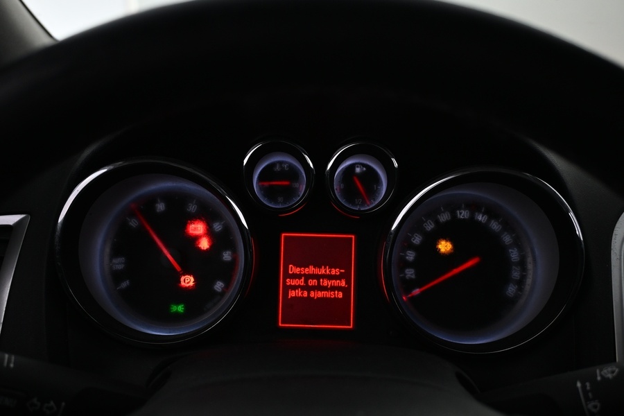 Opel Astra vaihtoauto