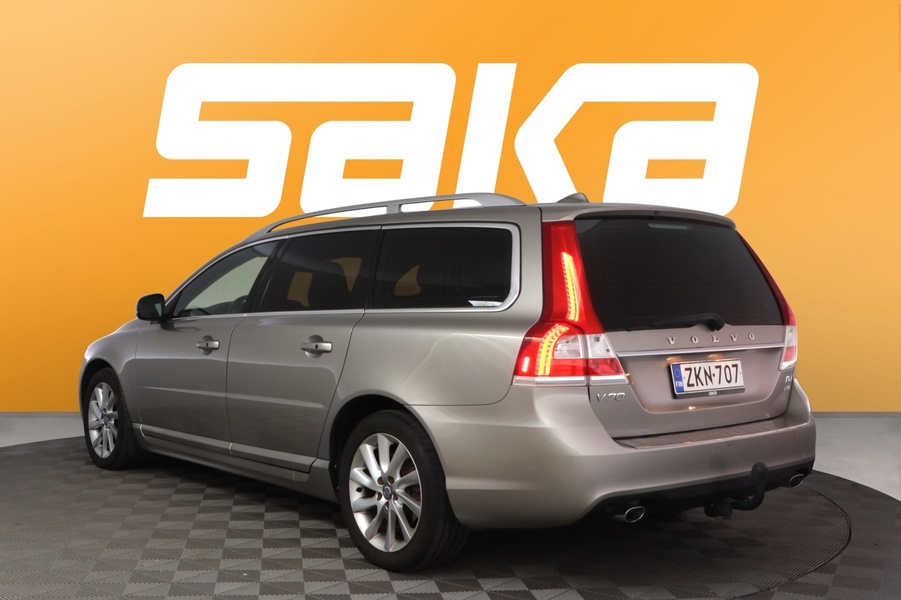 Volvo V70 vaihtoauto