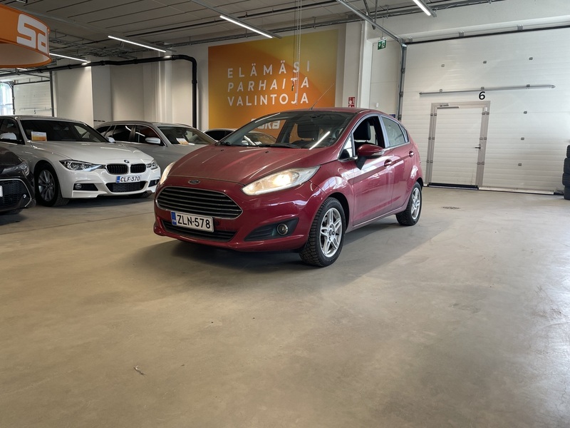 Ford Fiesta vaihtoauto
