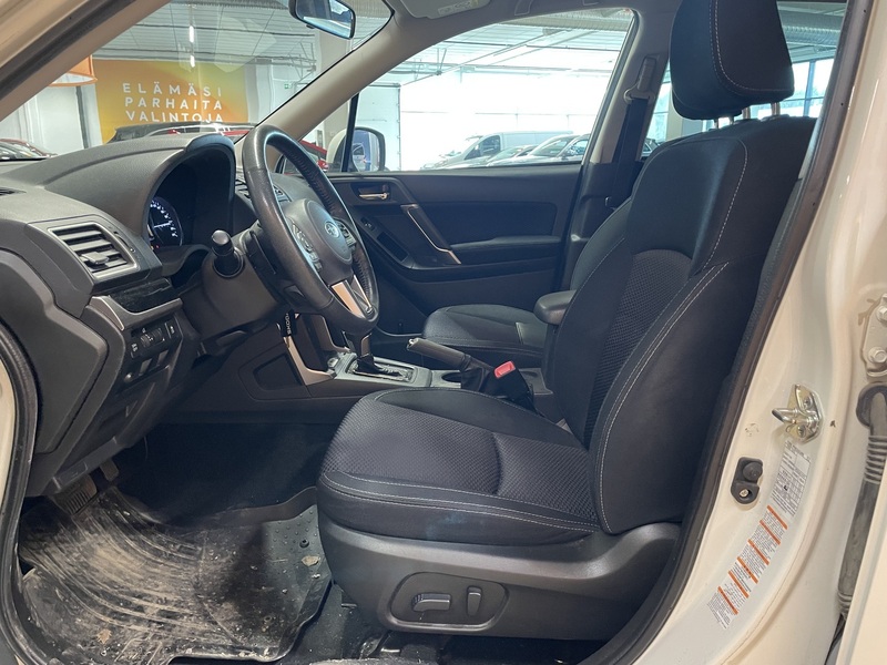 Subaru Forester vaihtoauto