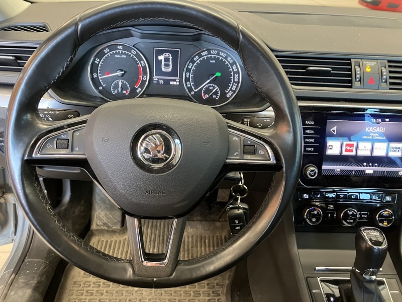 Skoda Superb vaihtoauto