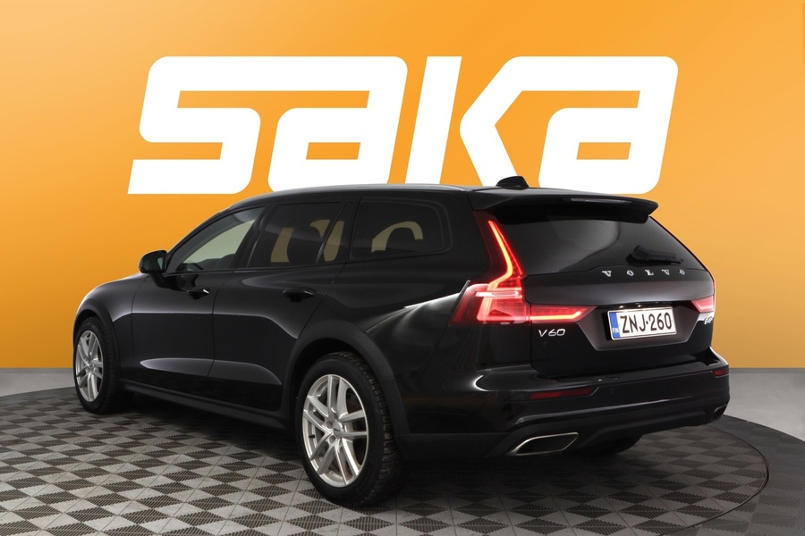 Volvo V60 Cross Country vaihtoauto