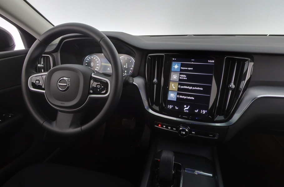 Volvo V60 Cross Country vaihtoauto