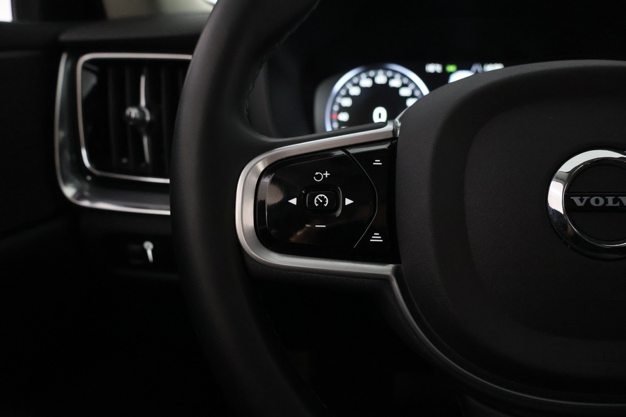 Volvo V60 Cross Country vaihtoauto