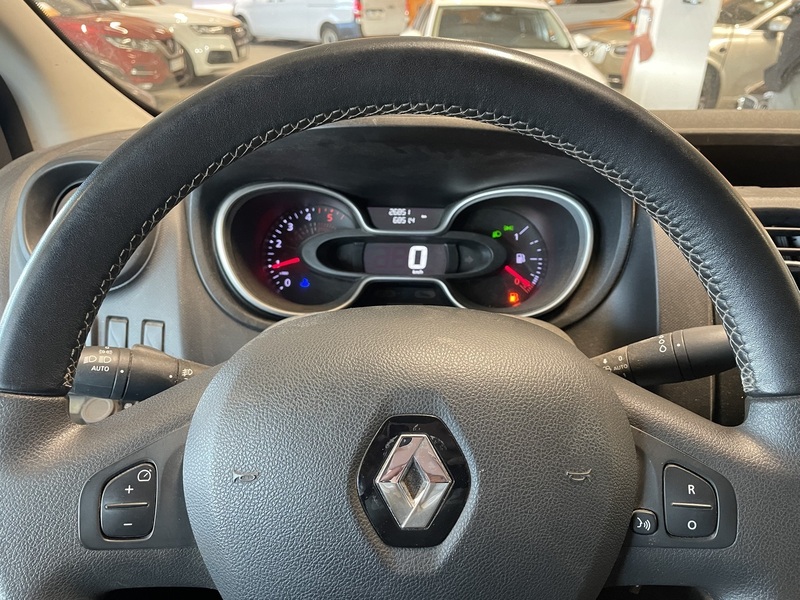 Renault Trafic vaihtoauto