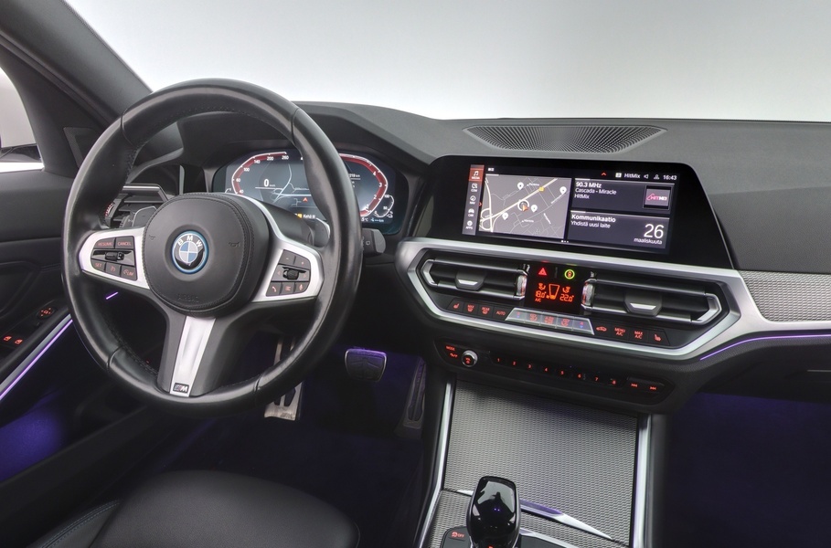 BMW 320 vaihtoauto