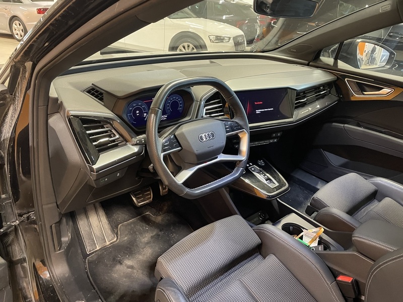 Audi Q4 e-tron vaihtoauto