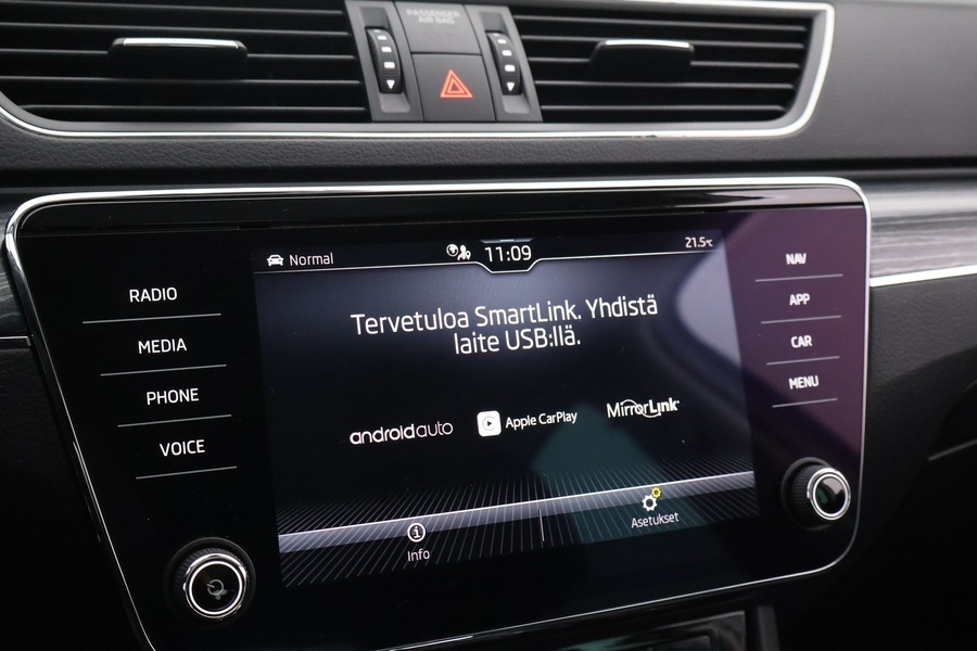 Skoda Superb vaihtoauto