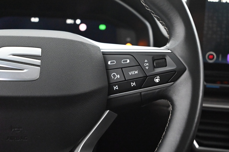 SEAT Leon Sportstourer vaihtoauto