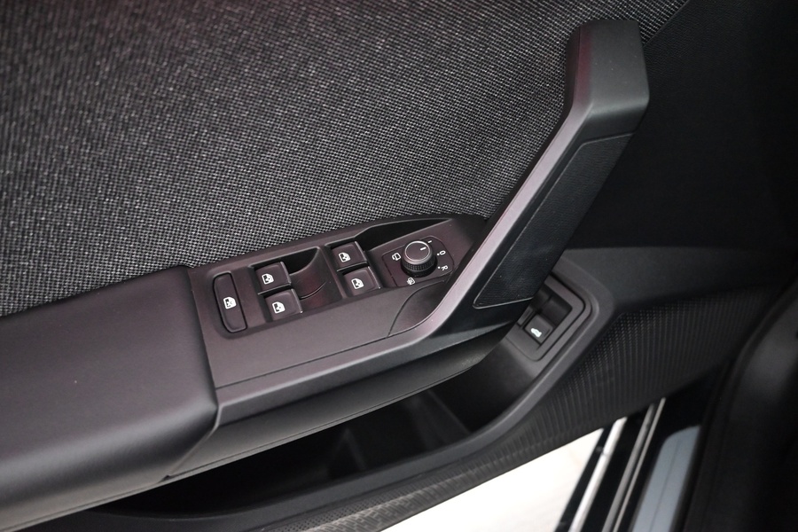 SEAT Leon Sportstourer vaihtoauto