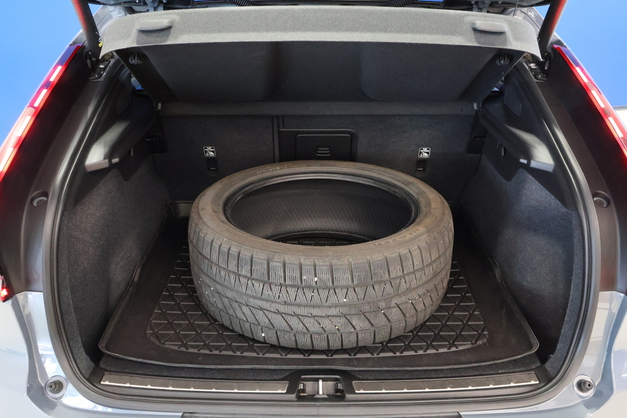 Volvo C40 vaihtoauto