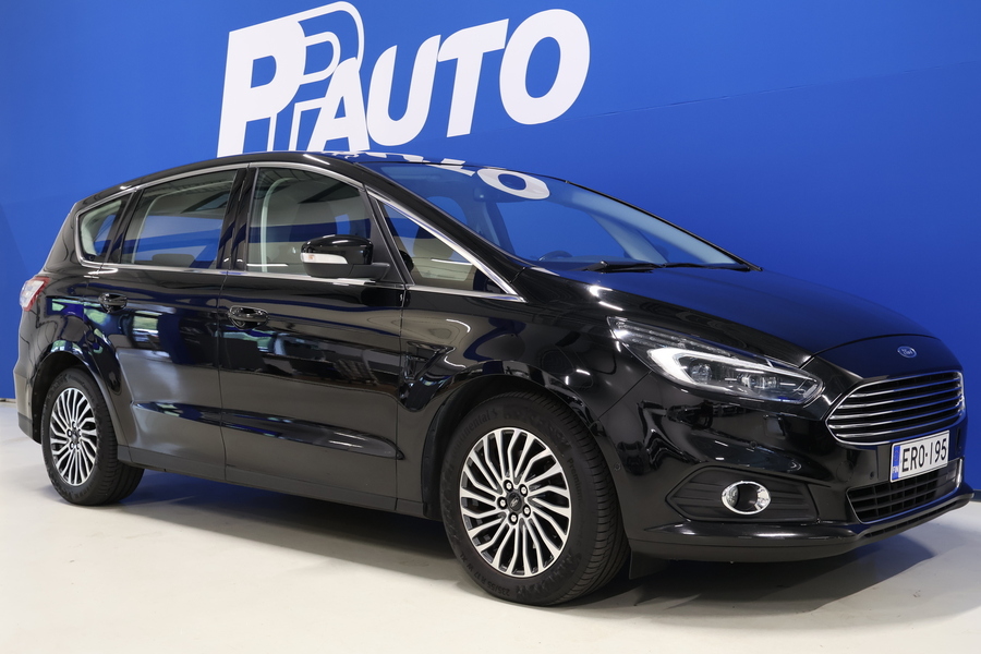 Ford S-MAX vaihtoauto