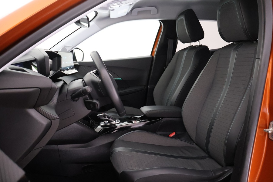 Peugeot e-2008 vaihtoauto