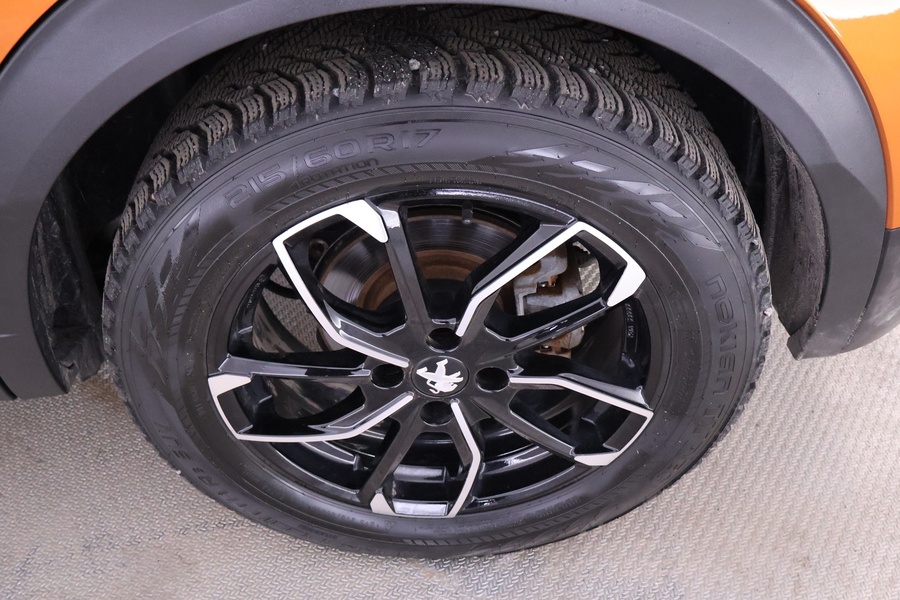 Peugeot e-2008 vaihtoauto