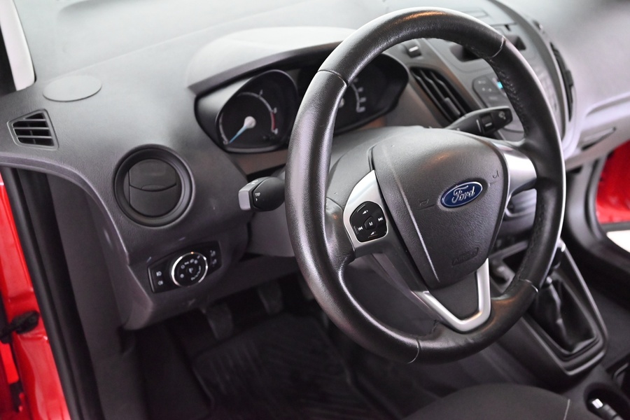 Ford Transit Courier vaihtoauto