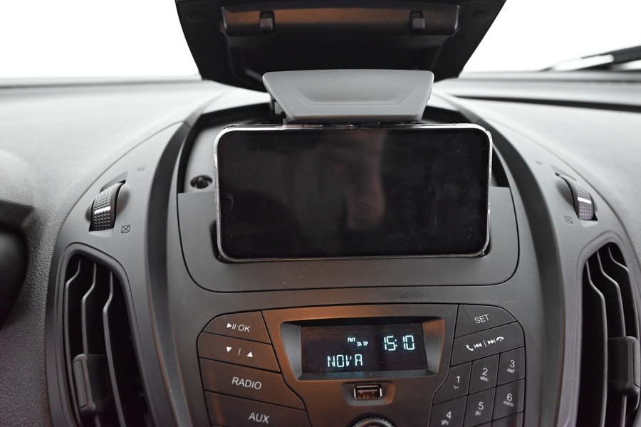 Ford Transit Courier vaihtoauto