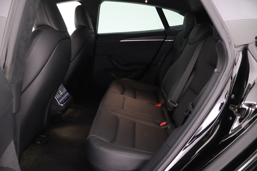 Tesla Model S vaihtoauto