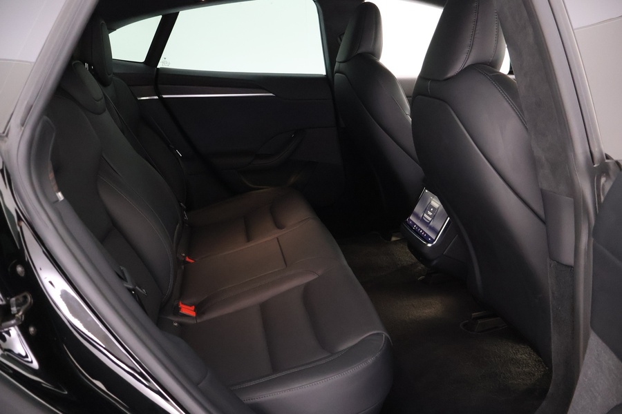 Tesla Model S vaihtoauto