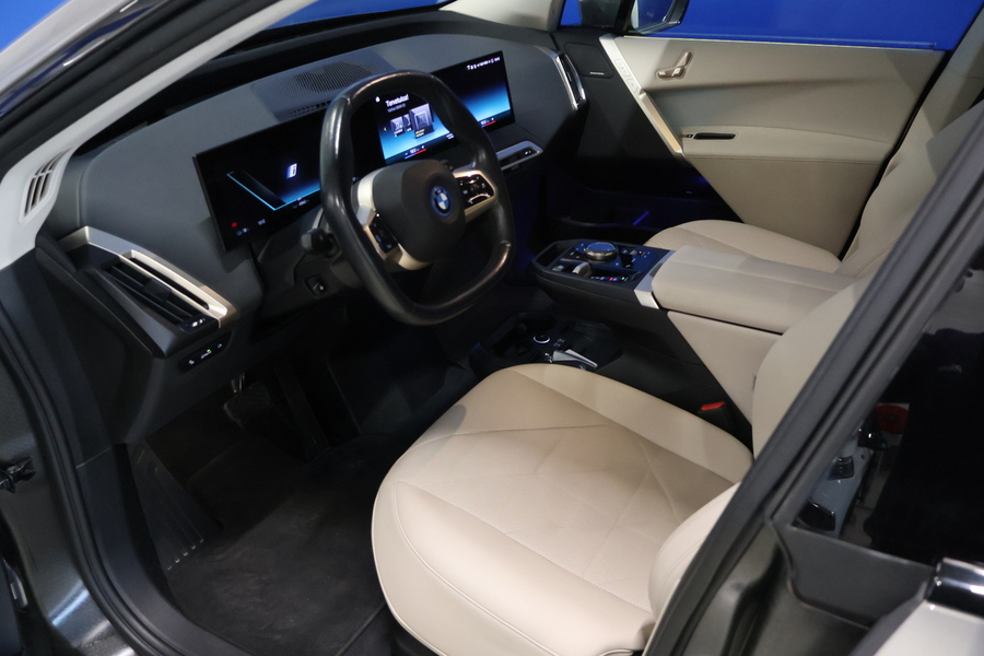 BMW iX vaihtoauto