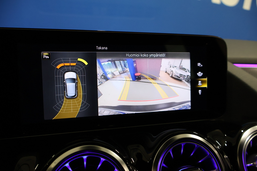 Mercedes-Benz EQA vaihtoauto