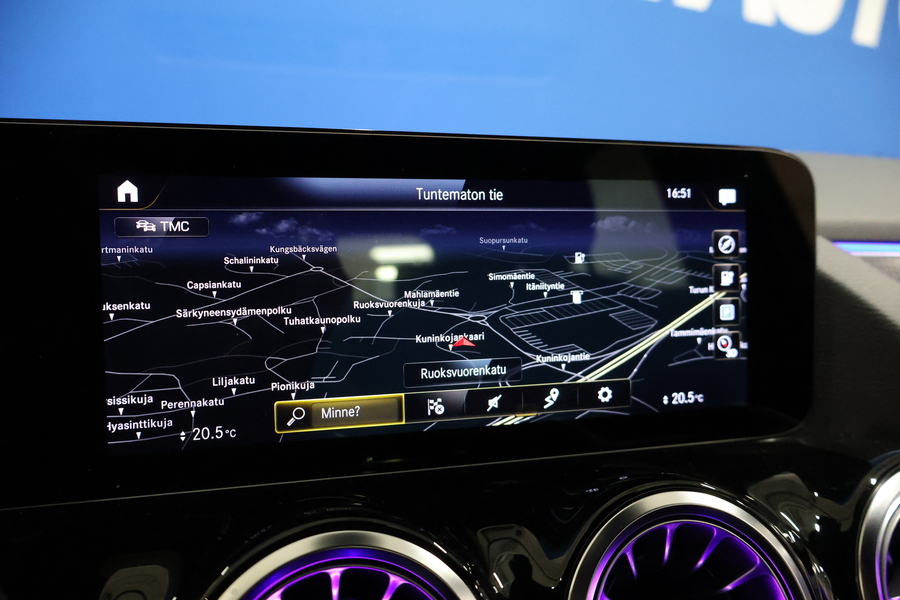 Mercedes-Benz EQA vaihtoauto