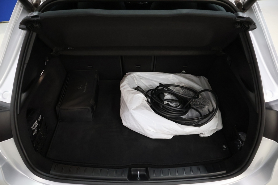 Mercedes-Benz EQA vaihtoauto