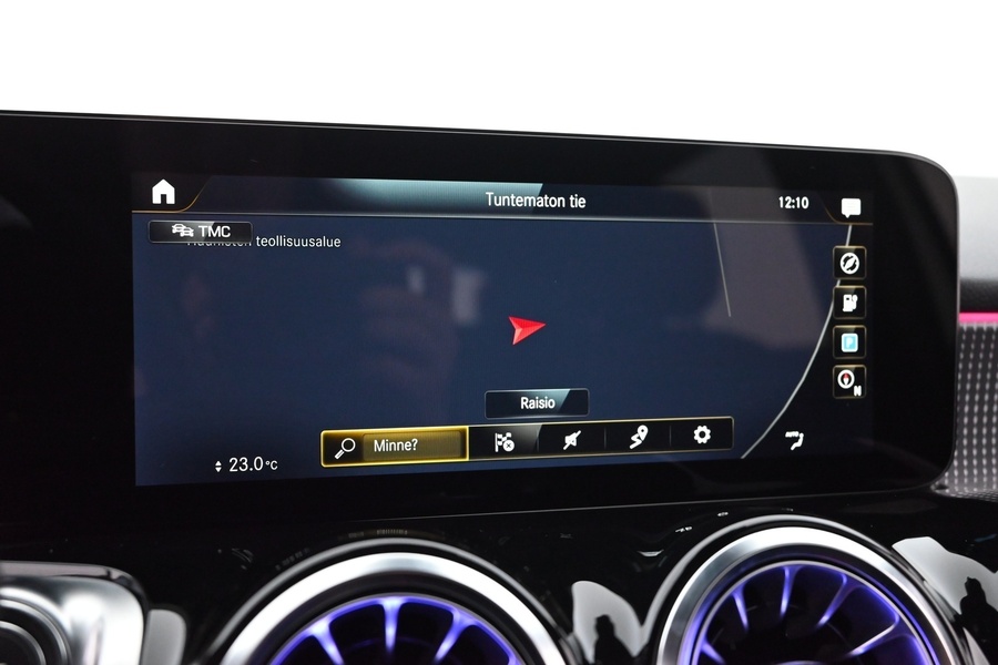 Mercedes-Benz EQB vaihtoauto