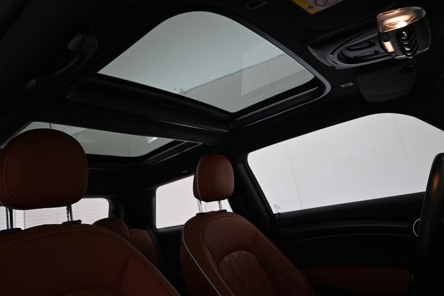 Mini Hatchback vaihtoauto