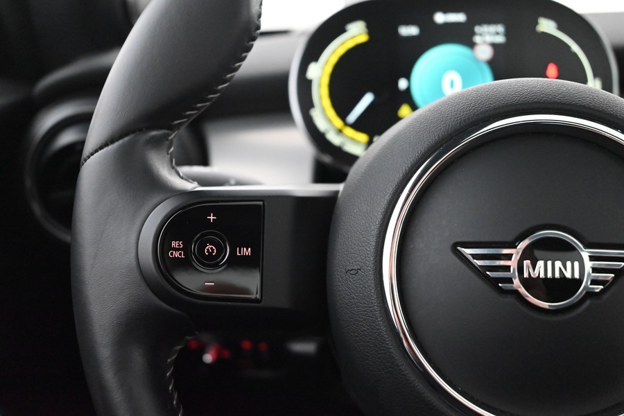 Mini Hatchback vaihtoauto