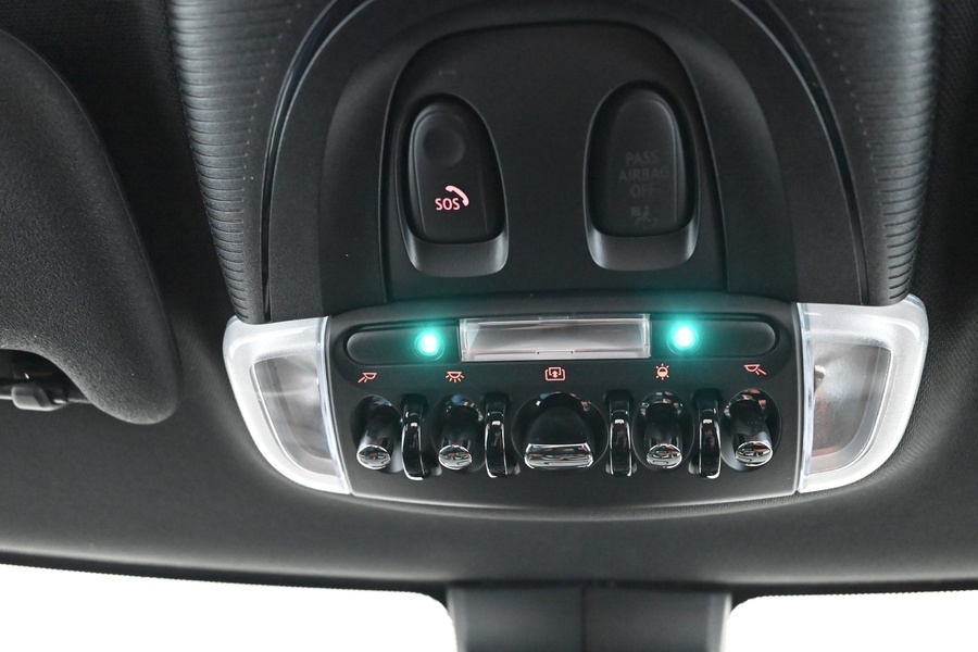 Mini Hatchback vaihtoauto