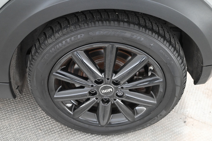 Mini Hatchback vaihtoauto