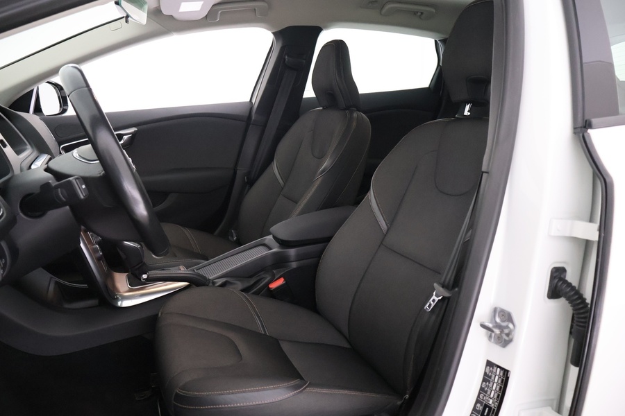 Volvo V40 Cross Country vaihtoauto