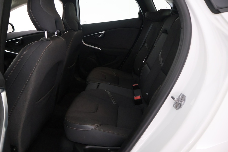 Volvo V40 Cross Country vaihtoauto